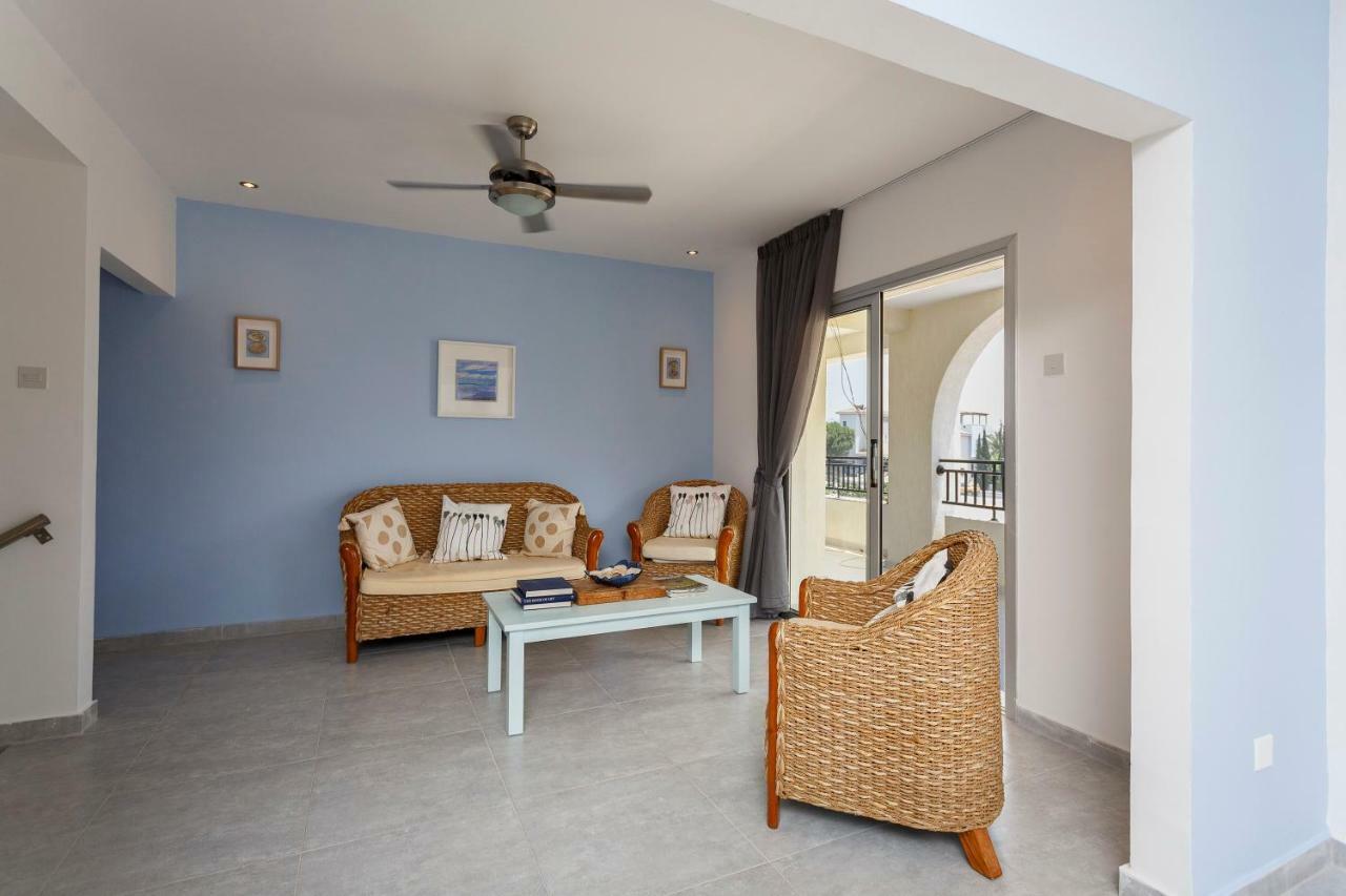Coral Bay Sea Breeze Apartments - 3 Bedroom Apartment 佩亚 外观 照片