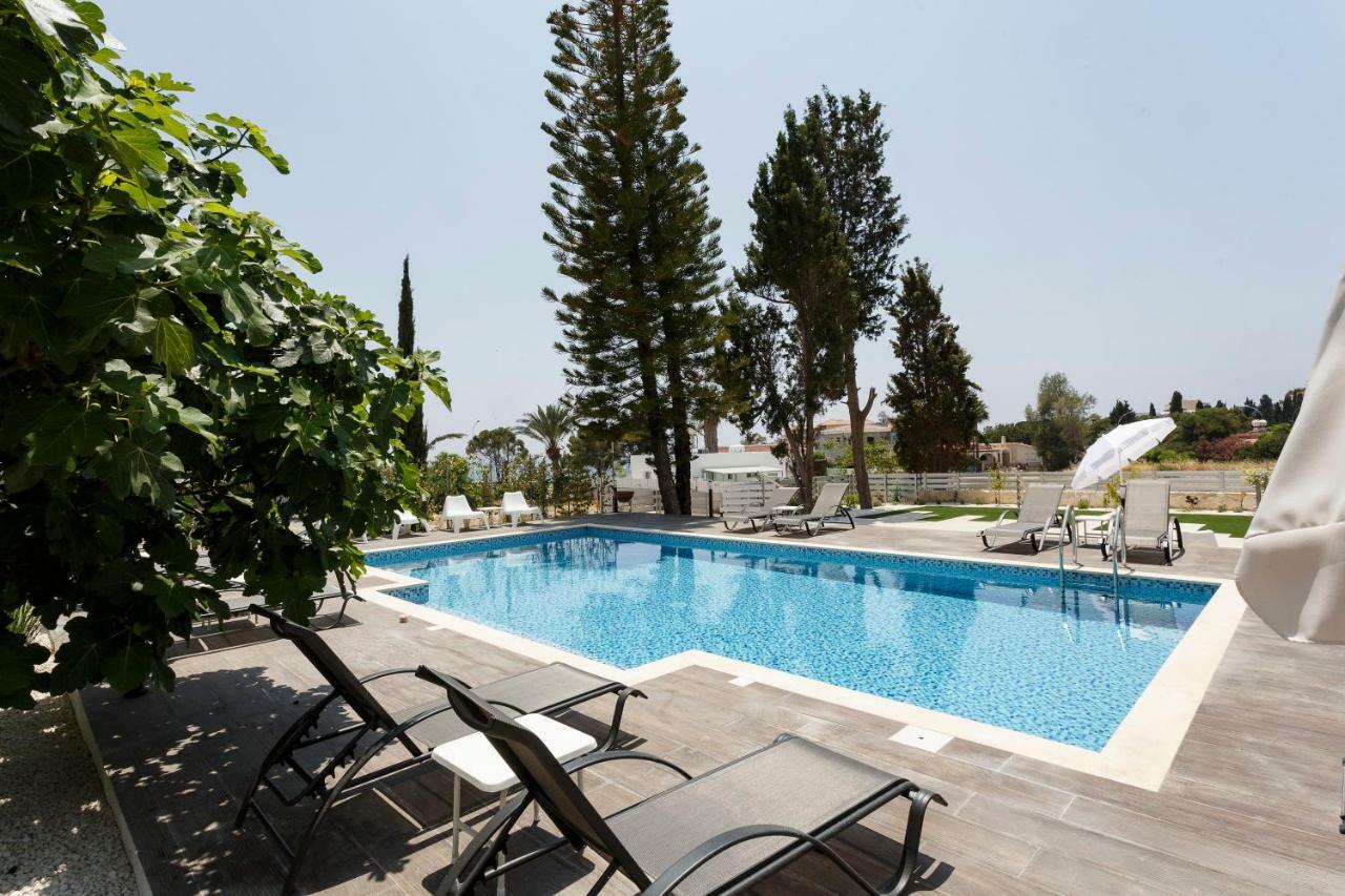 Coral Bay Sea Breeze Apartments - 3 Bedroom Apartment 佩亚 外观 照片