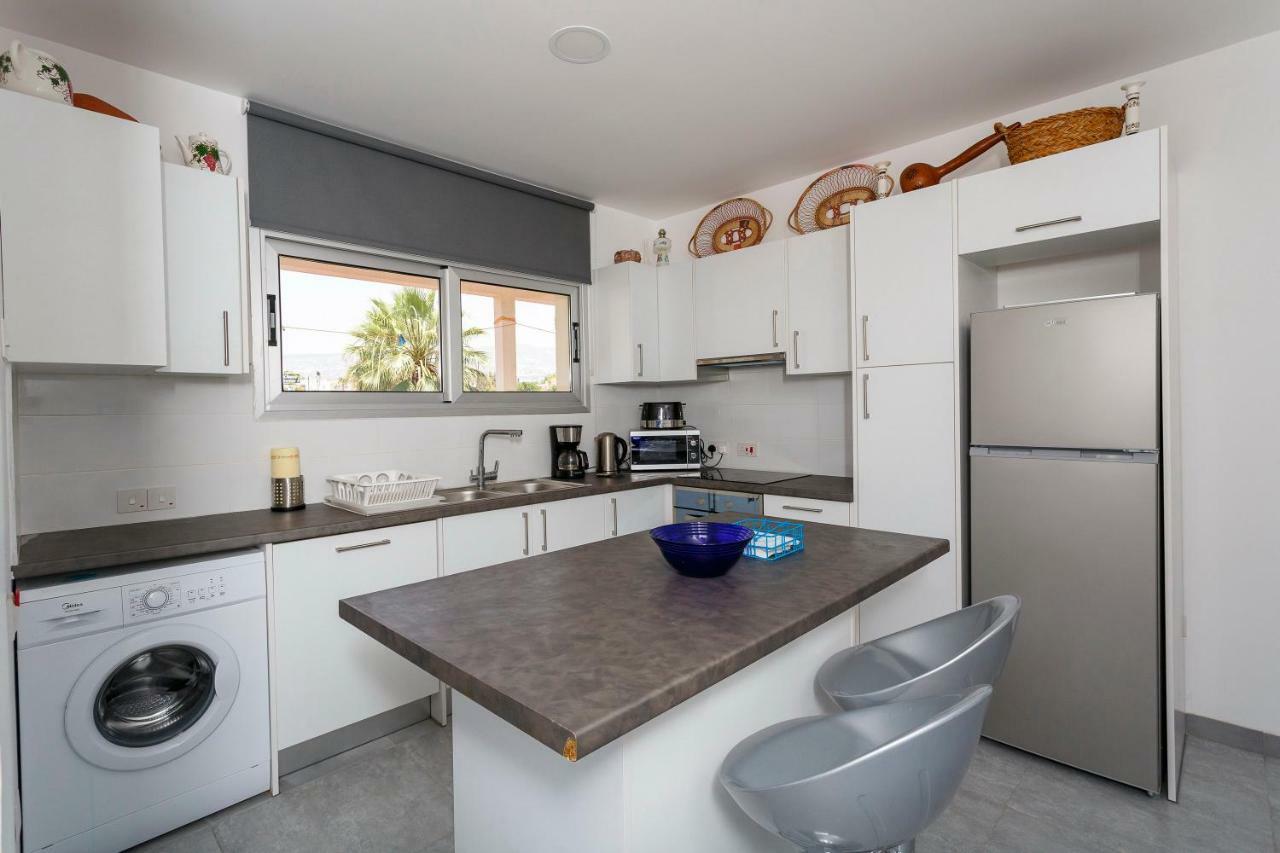 Coral Bay Sea Breeze Apartments - 3 Bedroom Apartment 佩亚 外观 照片