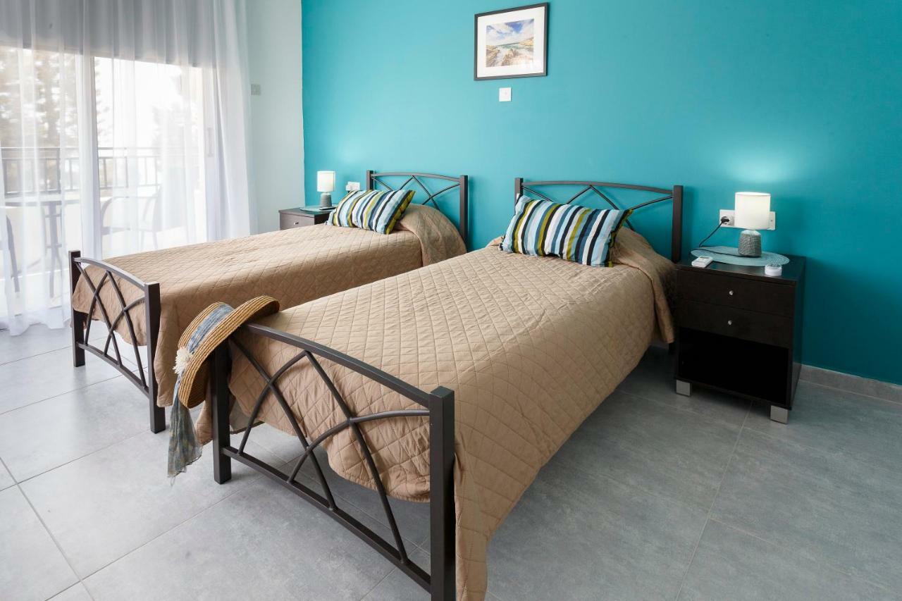 Coral Bay Sea Breeze Apartments - 3 Bedroom Apartment 佩亚 外观 照片