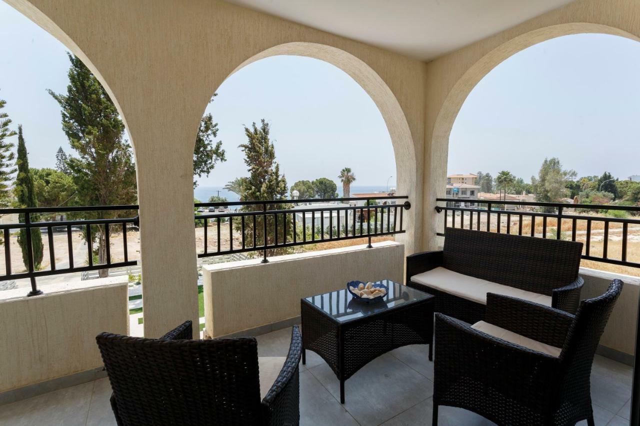 Coral Bay Sea Breeze Apartments - 3 Bedroom Apartment 佩亚 外观 照片